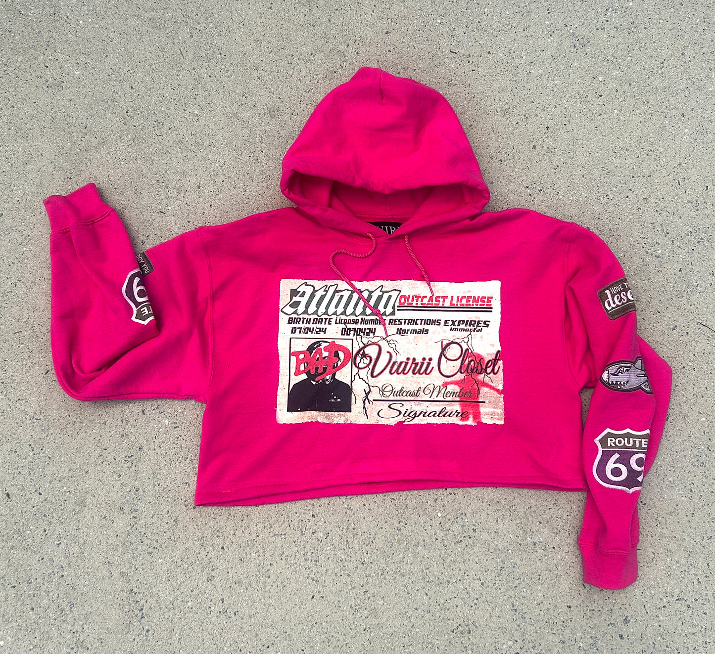 LICENSE HOODIE PINK
