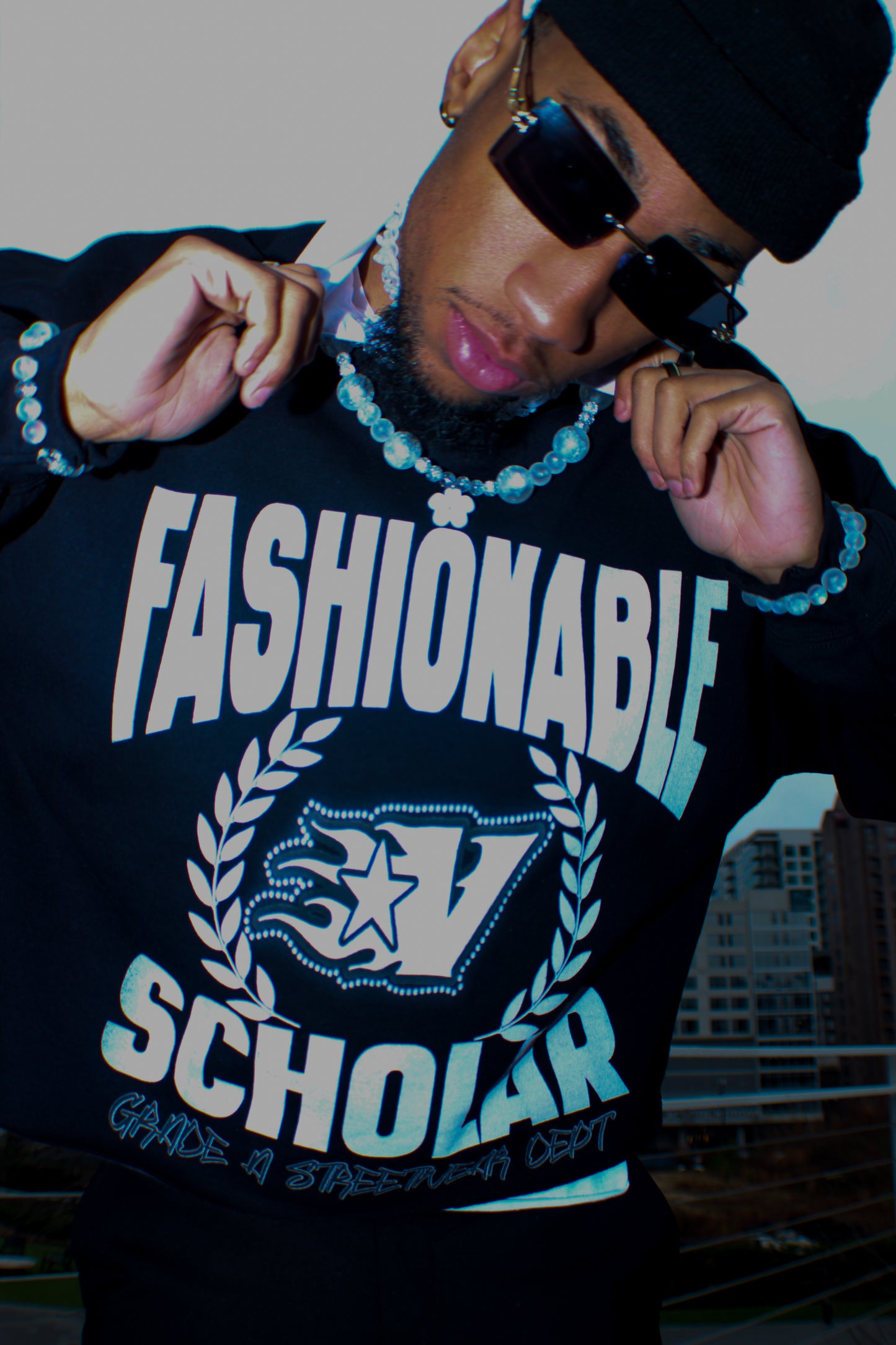 FASHIONABLE SCHOLAR SWEATSHIRT (BLACK)